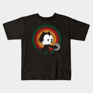 Felix the Cat Paws and Playfulness in Cinematic Style Kids T-Shirt